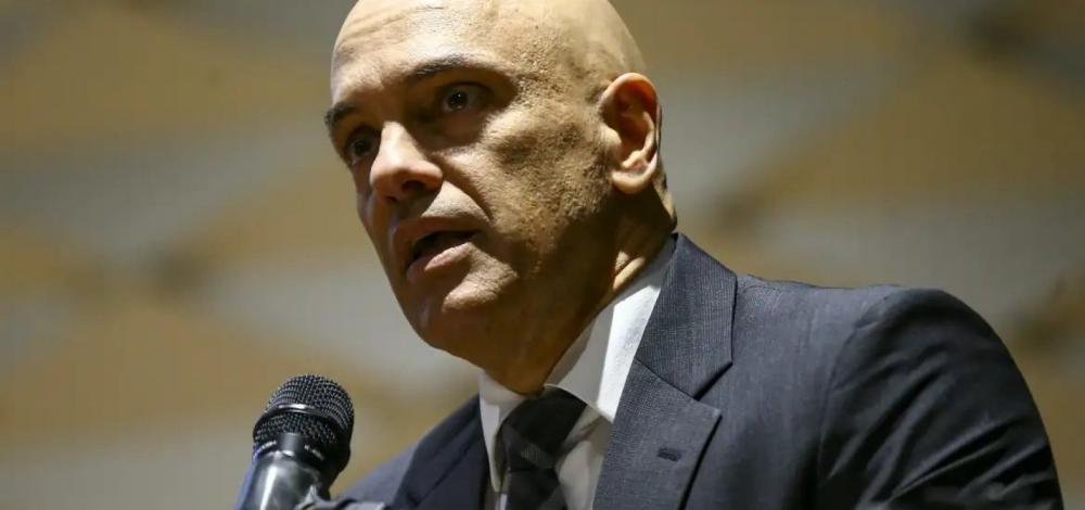 Após ameaças de Elon Musk, Moraes determina investigação de bilionário