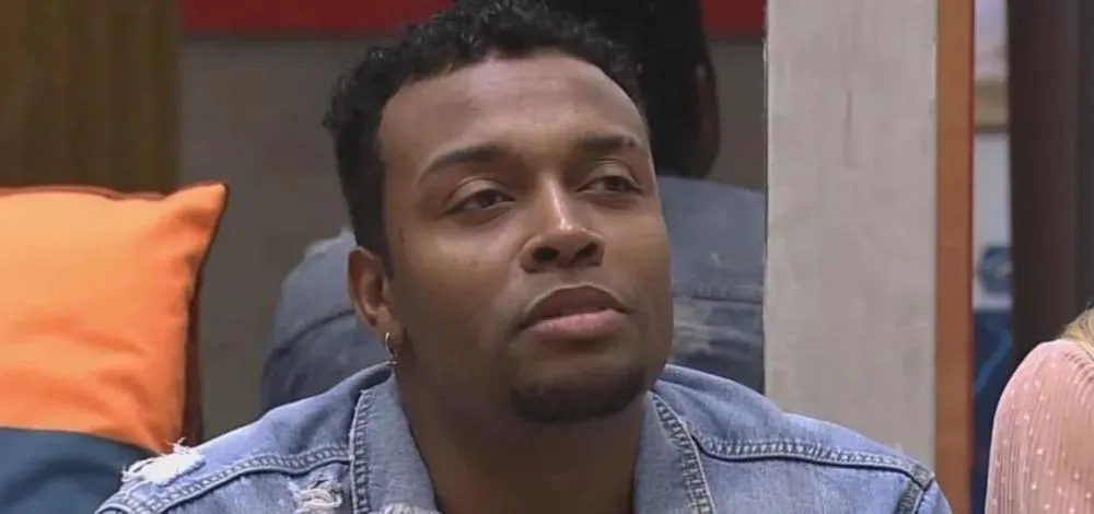 Denúncia de morador de Feira de Santana levou à prisão do humorista Nego Di por estelionato