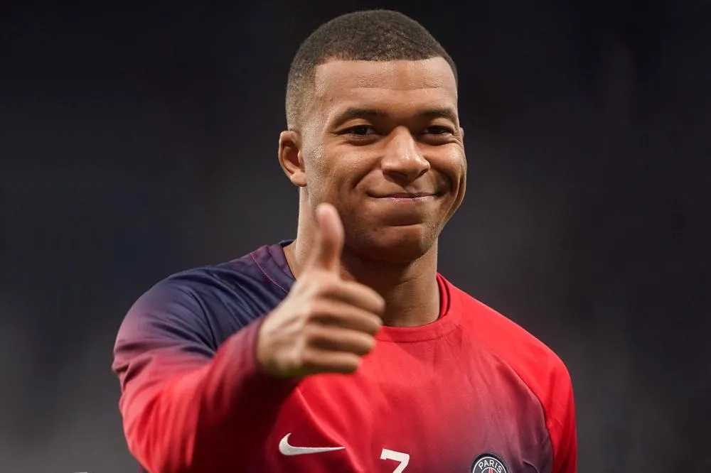 Mbappé é anunciado como reforço do Real Madrid