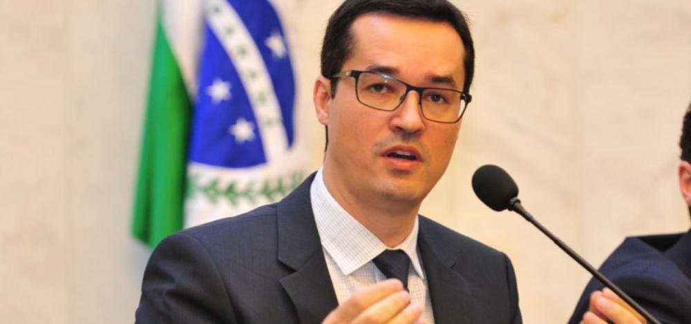 Mensagens insinuam que Deltan queria acelerar ações contra Jacques Wagner em 2018