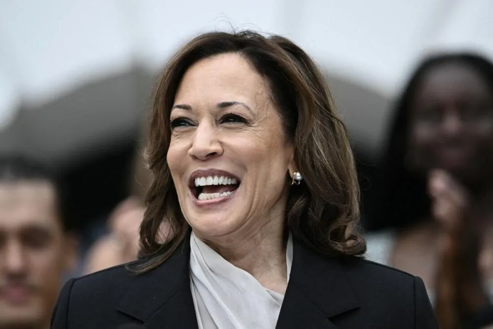 Kamala Harris conquista maioria de delegados para nomeação à Presidência dos EUA