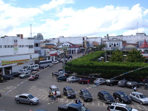Alagoinhas comemora 166 anos com inaugurações e show musical