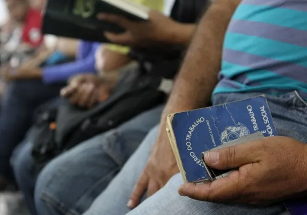 Fábrica em construção no oeste baiano vai gerar mais de 2 mil vagas de emprego