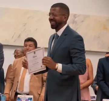 Prefeito eleito, Eriton Ramos é diplomado e promete gestão de união e progresso para Candeias