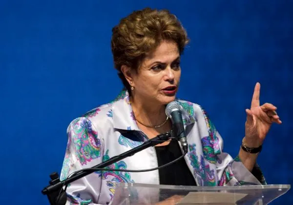 Dilma Rousseff passa mal e é internada na China
