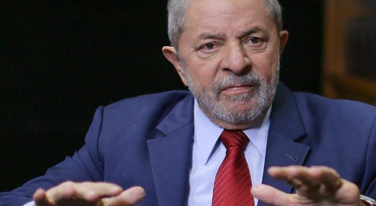 Defesa de Lula pede suspeição de procurador do caso do sítio de Atibaia