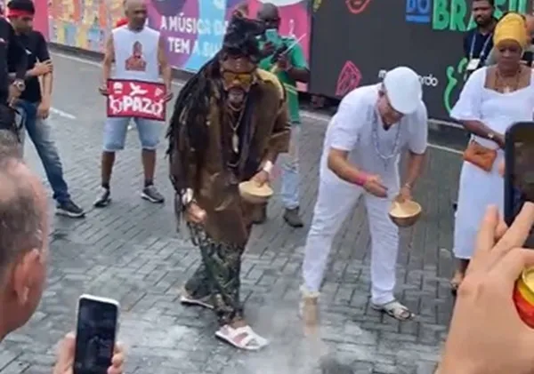 Carnaval 2025: Carlinhos Brown Inicia as festividades com ritual de fé no Campo Grande