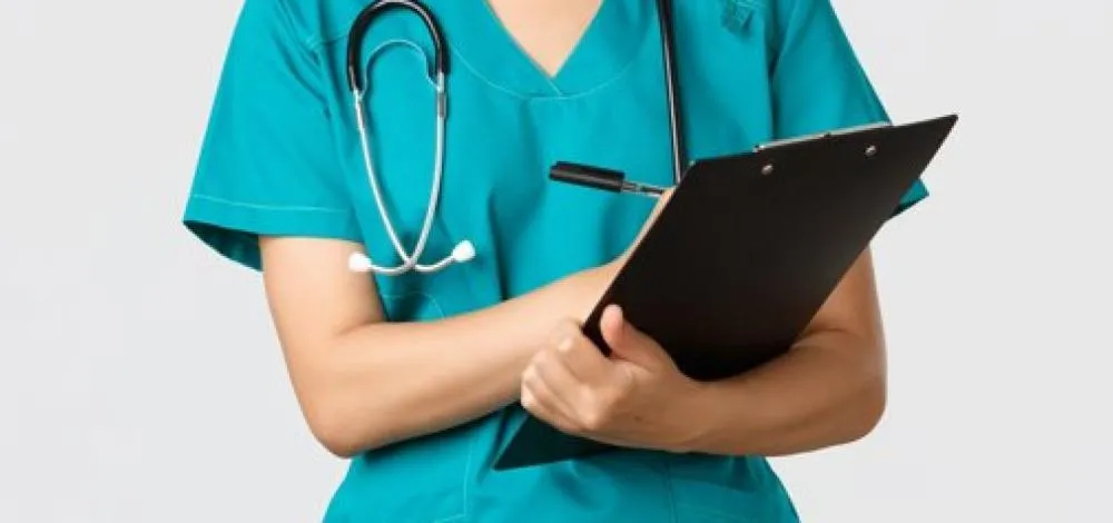 Falsa médica é presa durante abordagem da PRF na Bahia