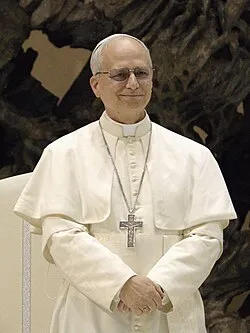 Na primeira nomeação, Papa Leão XIV transfere o bispo auxiliar de Salvador para Minas Gerais