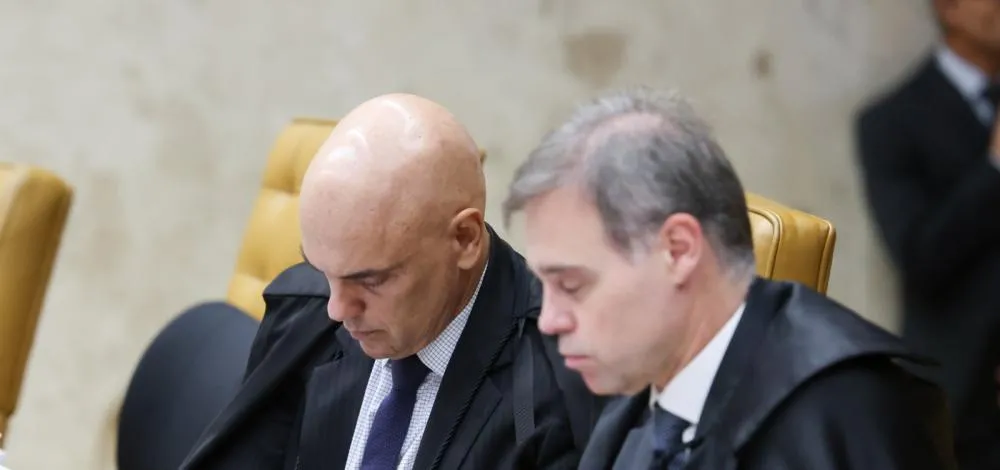 Mendonça diverge de Moraes e defende revisão da vida toda do INSS