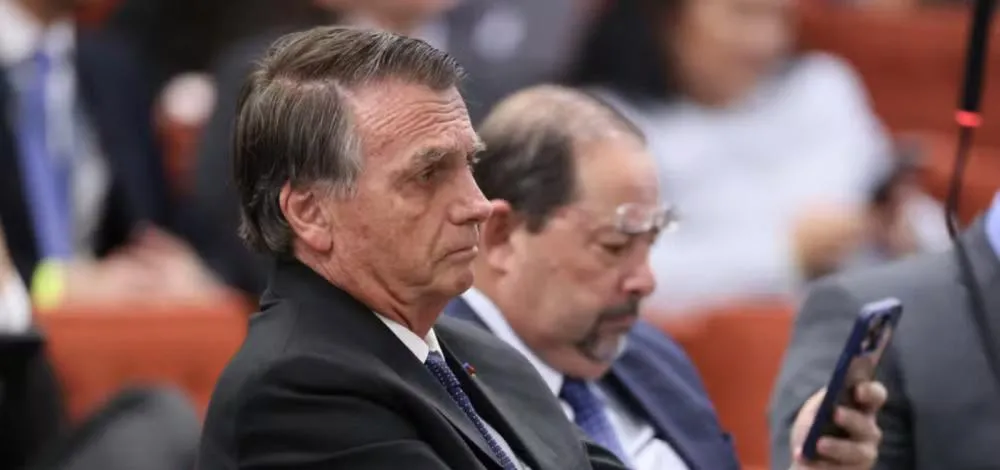 Bolsonaro pede desculpas a Moraes e admite não ter provas de acusações feitas contra ministros