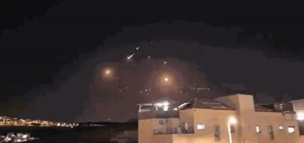 Bombardeio de Israel já deixa 224 mortos no Irã