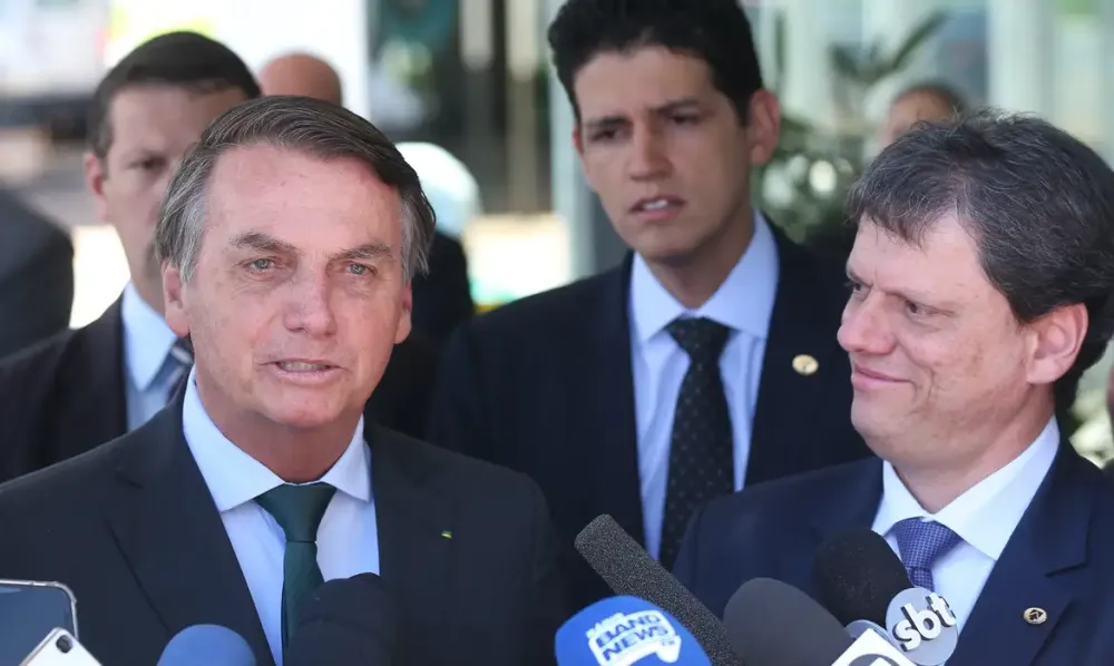 Discurso de Tarcísio em ato pró-Bolsonaro incomoda aliados do ex-presidente