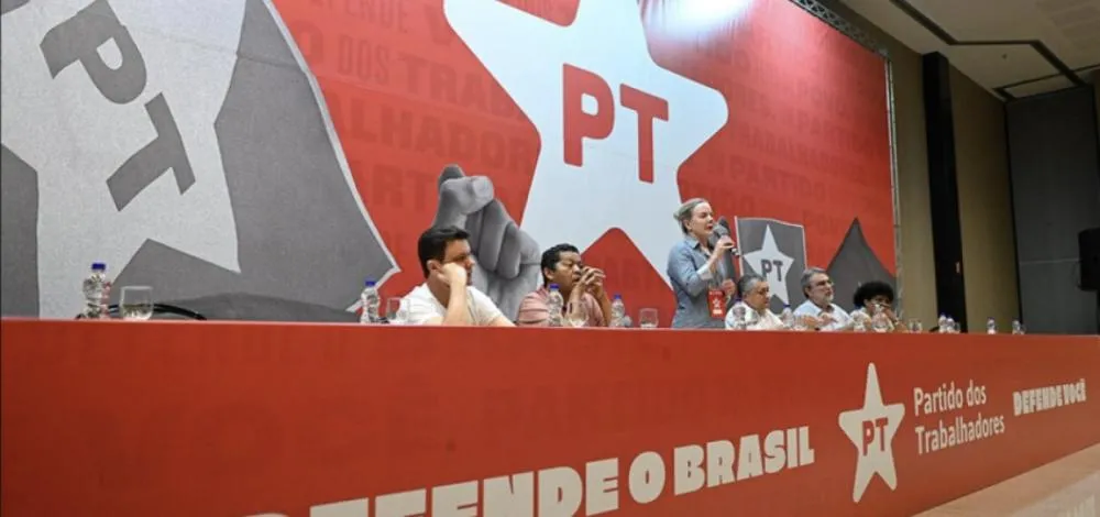 Eleições diretas para presidência do PT começam neste final de semana
