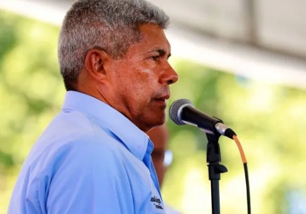 Governador explica ‘estratégia’ por trás das trocas na Seap