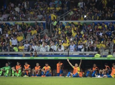 Torcida grita 'bicha' para argentino e CBF deve ser multada novamente