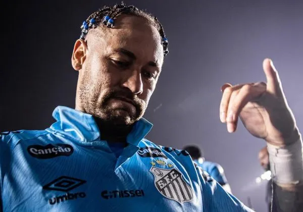 Neymar rebate Ancelotti e diz que ausência na Seleção foi decisão técnica