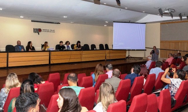 Audiência Pública debate situação do Planserv