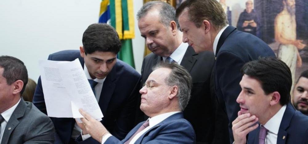 Comissão aprova texto-base da Reforma da Previdência