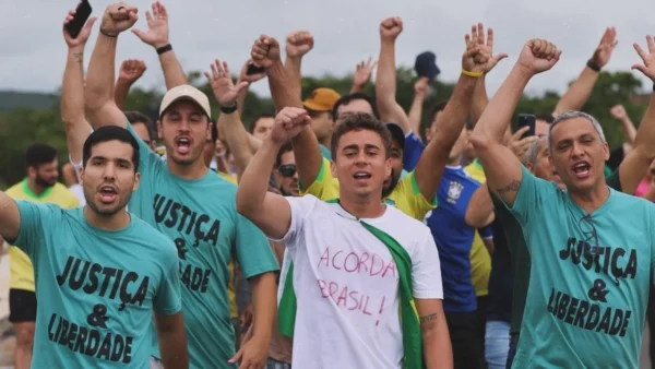 Castro e Nunes parabenizam Nikolas Ferreira pela ‘Caminhada pela Liberdade’