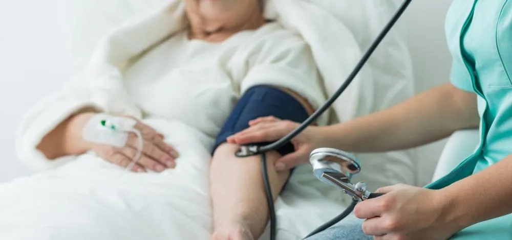 Sesab amplia público-alvo e prorroga inscrições para curso sobre equidade na saúde