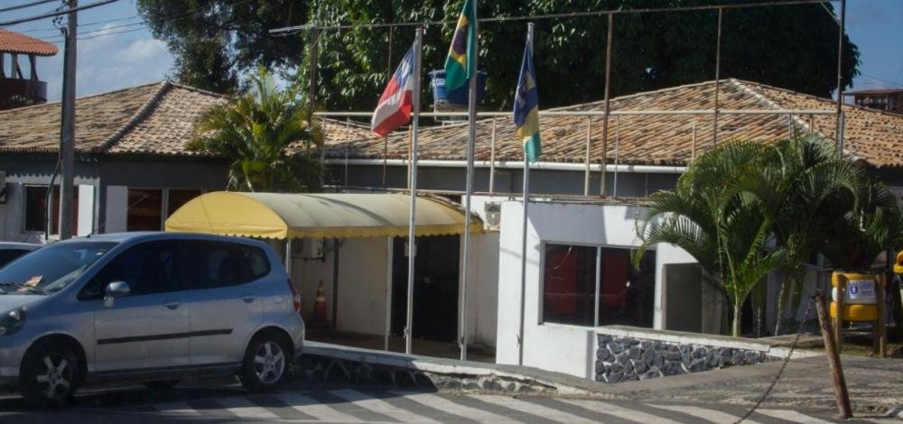 Lauro de Freitas adota ‘turnão’ e proíbe hora extra de funcionários