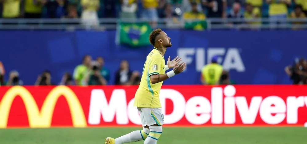 Cristiano Ronaldo, Neymar, Zico e mais: veja os craques que nunca conquistaram uma Copa do Mundo