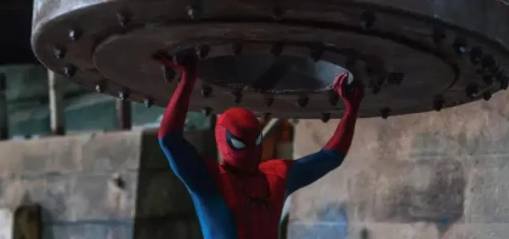 Novo filme do Homem-Aranha estreia com bilheteria de R$ 4,7 bilhões