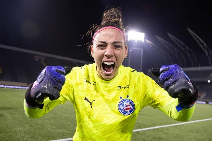 Yanne, do Bahia, é eleita melhor jogadora do Brasileirão Feminino 2026