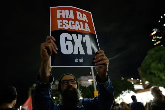 Fim da 6×1 desafia discursos e expõe posições na política baiana