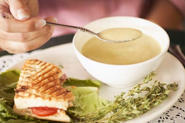 Inverno exige atenção com alimentação; nutricionista dá dicas