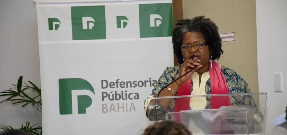 Ex-ouvidora Vilma Reis anuncia pré-candidatura à prefeitura de Salvador