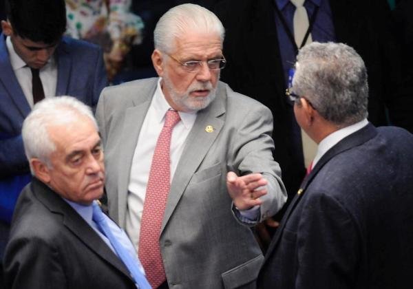 Senadores baianos comentam possível indicação de Eduardo Bolsonaro à embaixada dos EUA