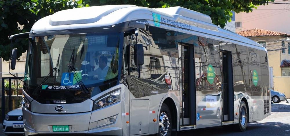 Ônibus 100% elétrico será testado em linhas de transporte a partir dessa terça-feira (16)