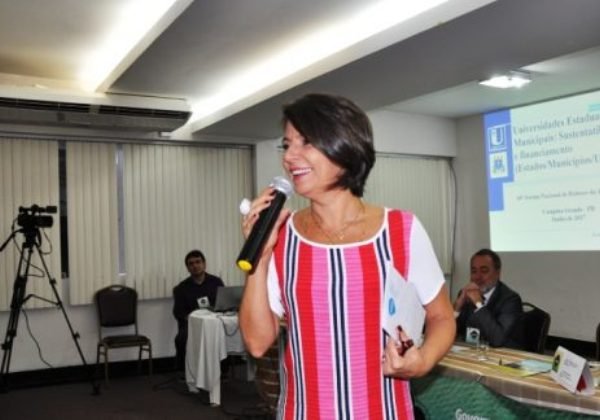 Grupo petista cogita candidatura de titular da Secti a prefeita em 2020