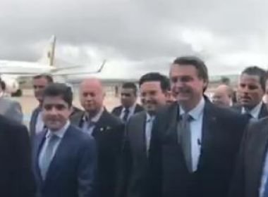 'Lamentamos que o governador não está aqui', diz Bolsonaro em Conquista