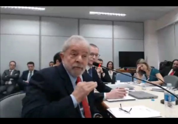 Lava Jato: Lula pede suspensão de ação que o acusa de receber propina