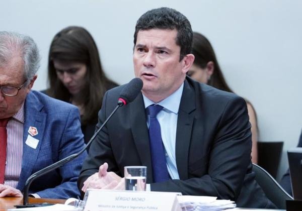 Moro omitiu palestra remunerada em prestação de contas como juiz