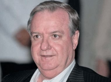 Dono do Grupo Petrópolis se entrega à PF em Curitiba