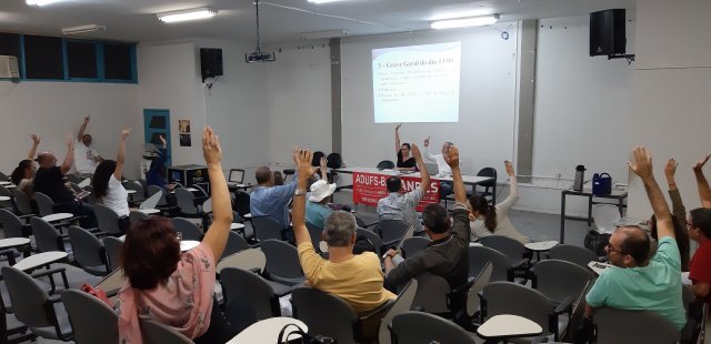 Professores da Uefs aprovam paralisação e ato público para o dia 13 de agosto