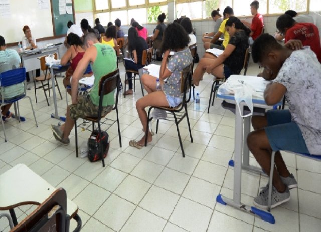 Prefeitura de Teixeira de Freitas abre concurso para níveis fundamental, médio e superior