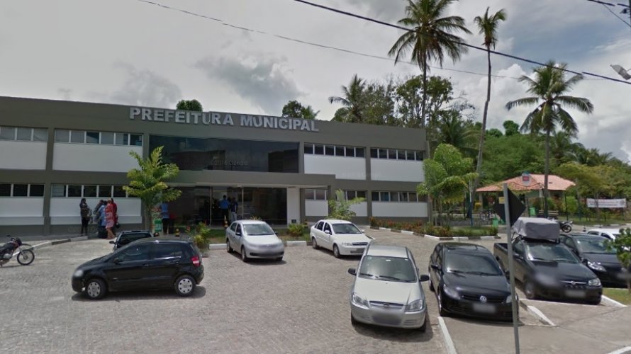 Mata de São João: TCM determina que prefeito suspenda pagamento a escritório advocatício