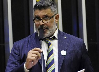 PSL decide expulsar deputado Alexandre Frota