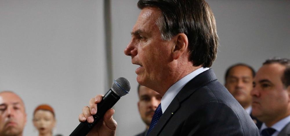 Em evento no Piauí, Bolsonaro promete 'varrer essa turma vermelha' do Brasil