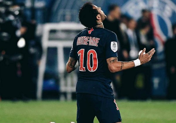 PSG quer R$ 450 milhões e dois jogadores do Barcelona por Neymar