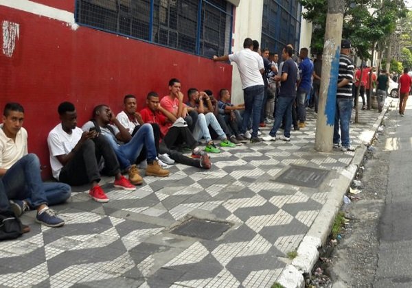 IBGE: 3,3 milhões de desempregados procuram trabalho há dois anos