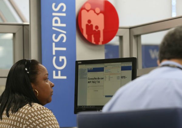 FGTS: mais de 4 milhões de baianos já podem sacar benefício
