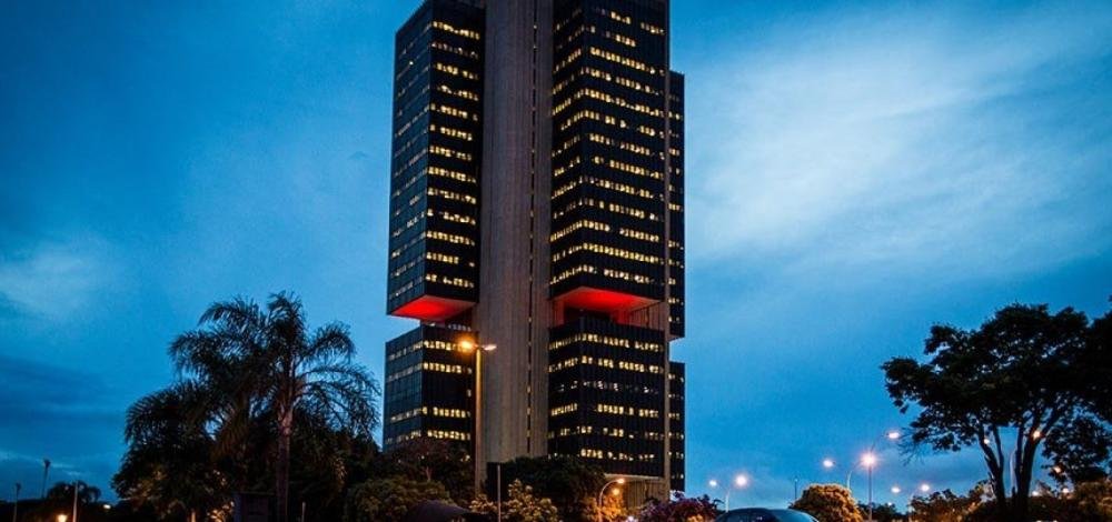 Bolsonaro conclui transferência do Coaf para o Banco Central