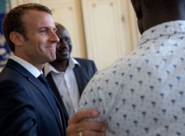 Espero que os brasileiros tenham logo um presidente à altura do cargo, diz Macron