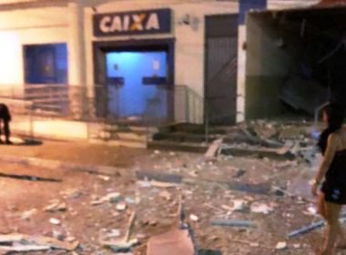 Nova Soure: Quadrilha armada ataca 2 bancos; grupo disparou várias vezes em ação